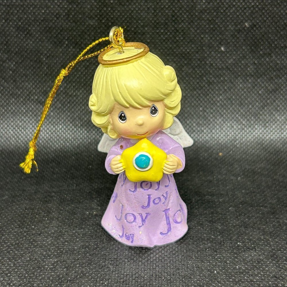 PRECIOUS Moments "Share the gift of love" 2016 ornament